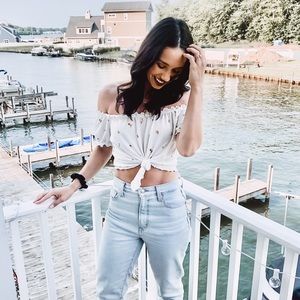 Meet your Posher, Luiza